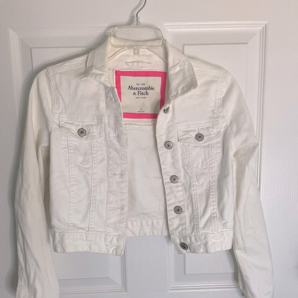 Abercrombie & Fitch white denim jacket sz S